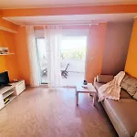 דירה In With Sea View, Terrace, Air Conditioning, Wifi 4551-1 And 4551-2