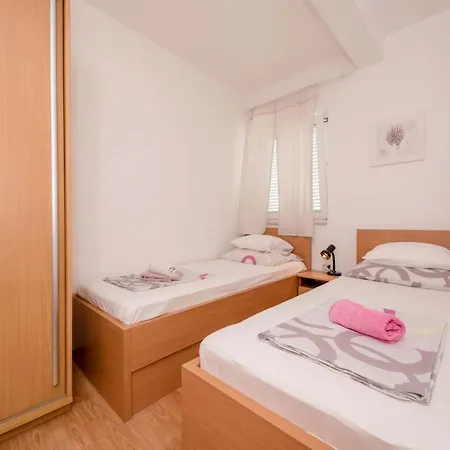 In With Sea View, Terrace, Air Conditioning, Wifi 4551-1 And 4551-2 * Supetarska Draga
