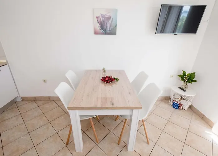 In With Sea View, Terrace, Air Conditioning, Wifi 4551-1 And 4551-2 아파트